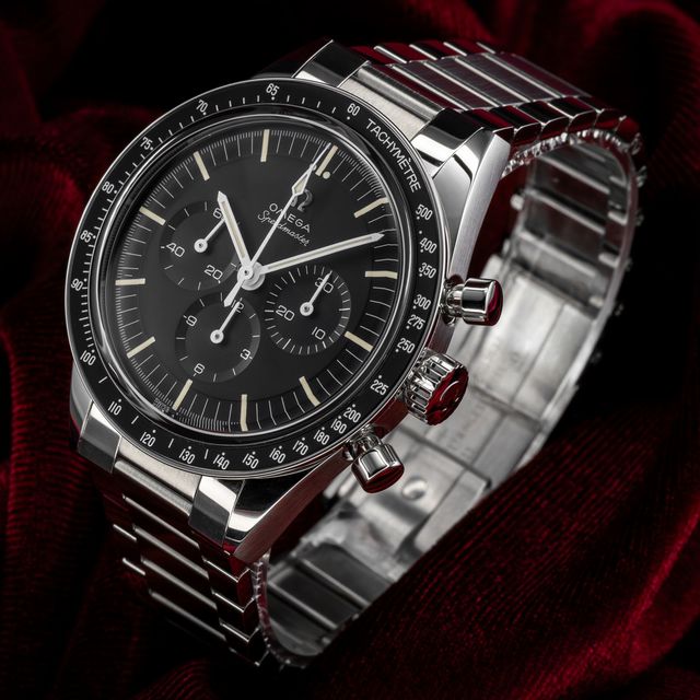 Omega Speedmaster Calibre 321 311.30.40.30.01.001 Image 3